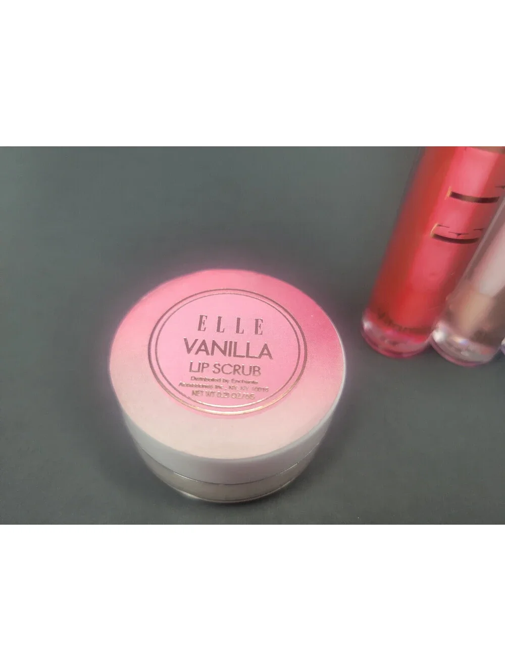 6 Pc Elle Pure Glow Set Lip Oils 0.1oz/3mL each & Lip Scrub 0.21oz/6g NWOB